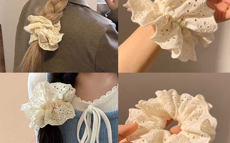 Vòng buộc tóc là một trong những phụ kiện thời trang quen thuộc và không thể thiếu của mọi cô gái. Với thiết kế đơn giản